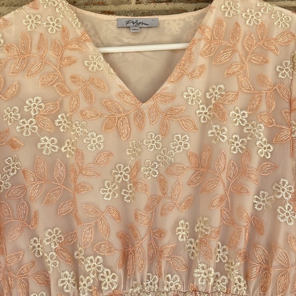 Polagram Elegant Peachy Pink Floral Dress - Picture 9 of 11